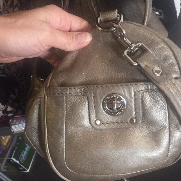 MARC BY MARC JACOBS TOTALLY TURNLOCK METALLIC BAG - Picture 9 of 9